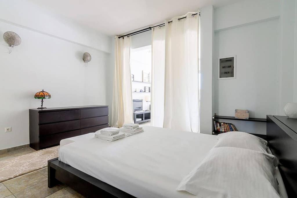 1Bedroom House In The City Center With Great View Atény Exteriér fotografie